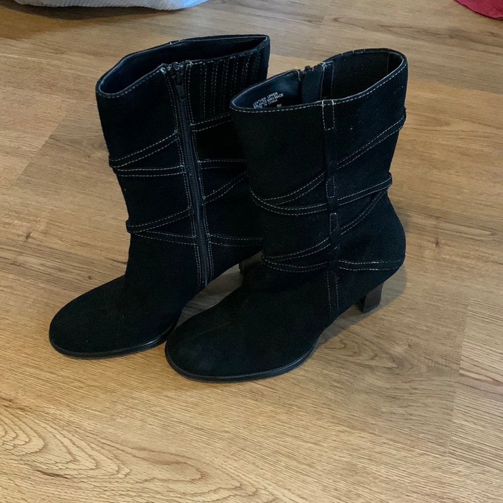 Black boots